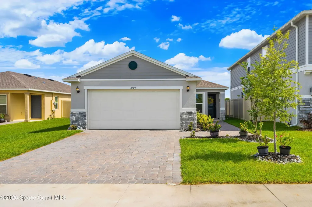 3709 Grappler Circle SE Palm Bay FL 32909