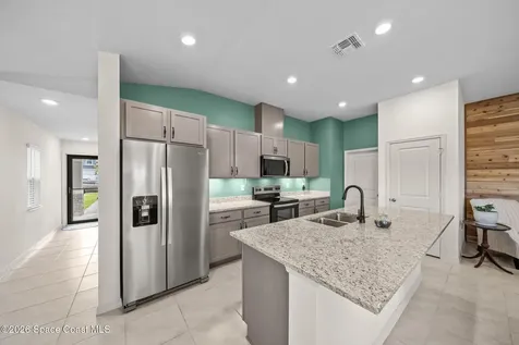 3709 Grappler Circle SE Palm Bay FL 32909