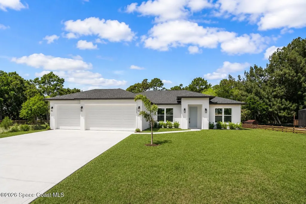 1118 Moon Street SE Palm Bay FL 32909
