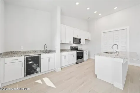 2905 Denver Avenue SE Palm Bay FL 32909