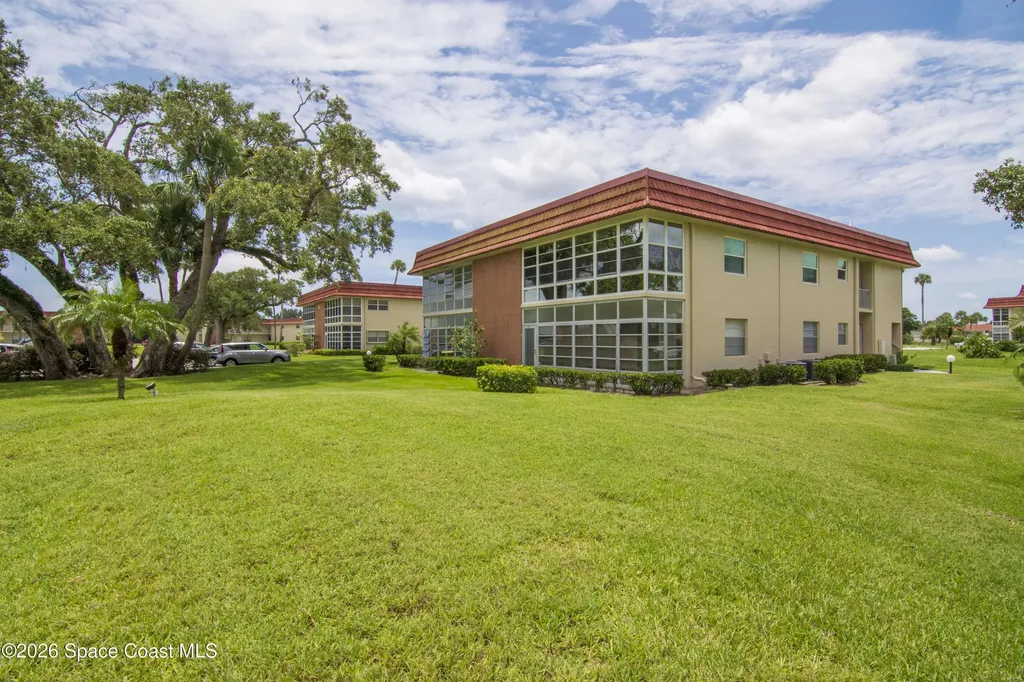 61 Woodland Drive Vero Beach FL 32962