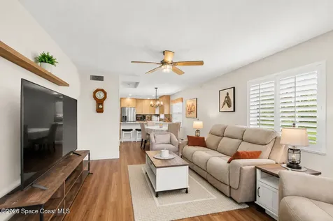 61 Woodland Drive Vero Beach FL 32962