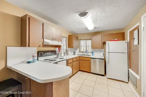 108 E Avenue D E Melbourne FL 32901