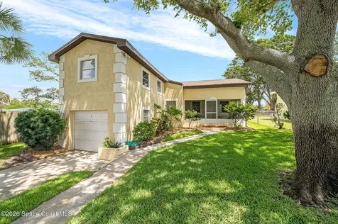 108 E Avenue D E Melbourne FL 32901