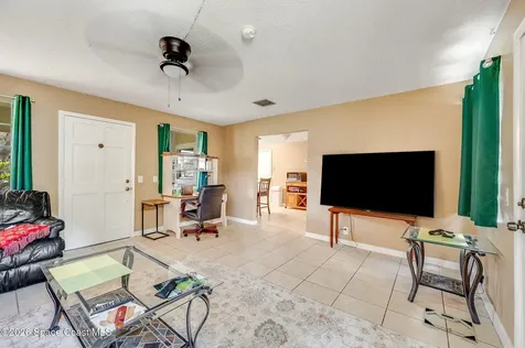 108 E Avenue D E Melbourne FL 32901