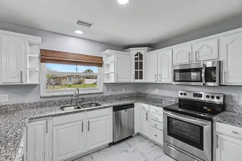 3280 Ideal Avenue NE Palm Bay FL 32905