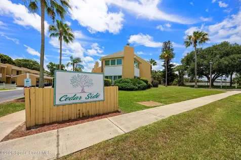 608 Cedar Side Circle NE Palm Bay FL 32905