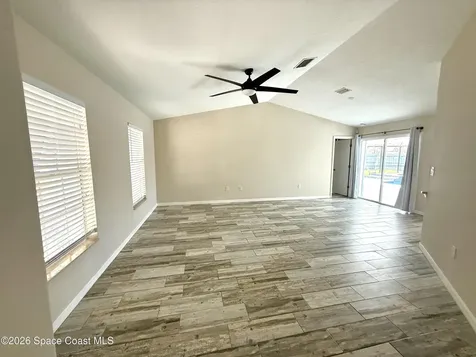 371 Narragansett Street NE Palm Bay FL 32907