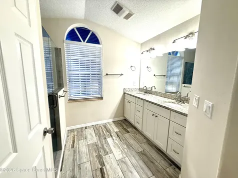 371 Narragansett Street NE Palm Bay FL 32907