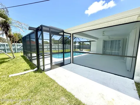 371 Narragansett Street NE Palm Bay FL 32907