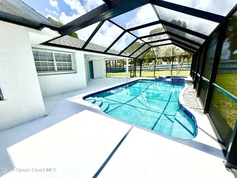 371 Narragansett Street NE Palm Bay FL 32907