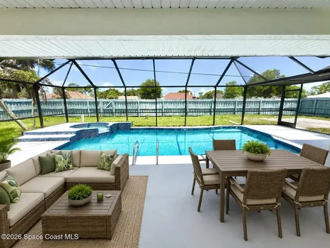 371 Narragansett Street NE Palm Bay FL 32907