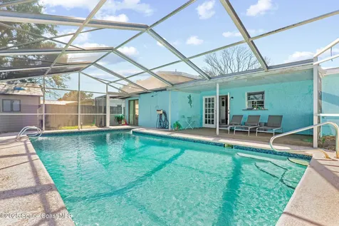 593 Cheyenne Avenue Melbourne FL 32935