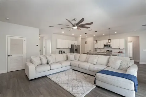 620 Cecelia Avenue SE Palm Bay FL 32909