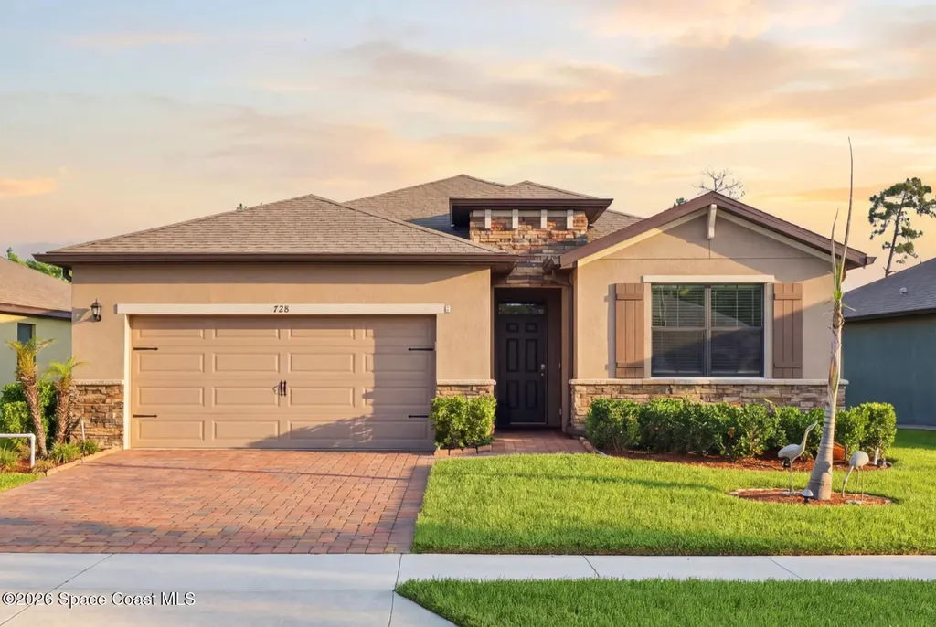 728 Acadia Court SE Palm Bay FL 32909