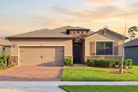 728 Acadia Court SE Palm Bay FL 32909
