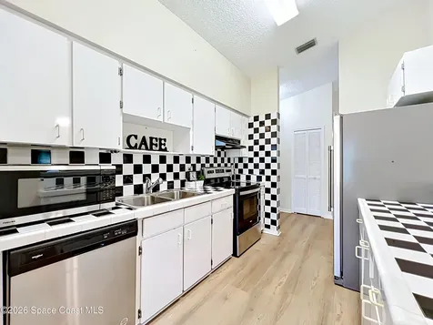 760 Highland Avenue NW Palm Bay FL 32907