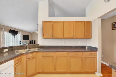 534 White Plains Avenue SW Palm Bay FL 32908