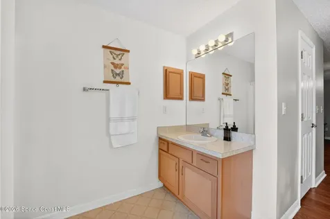 534 White Plains Avenue SW Palm Bay FL 32908