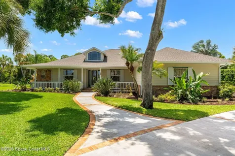 109 Harbor Point Drive Sebastian FL 32958