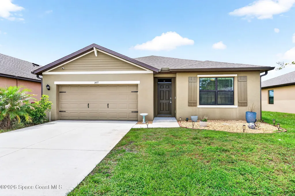 1477 Mineral Loop Drive NW Palm Bay FL 32907