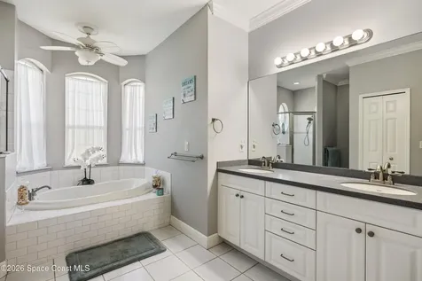 5828 Pine Ridge Circle Vero Beach FL 32967