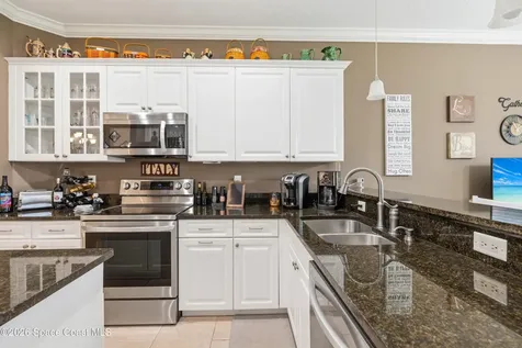 5828 Pine Ridge Circle Vero Beach FL 32967