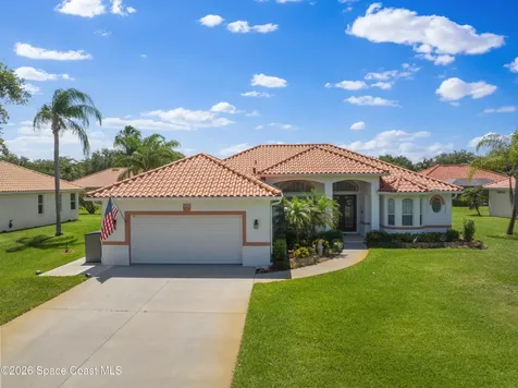5828 Pine Ridge Circle Vero Beach FL 32967