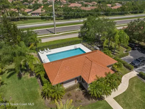 5828 Pine Ridge Circle Vero Beach FL 32967