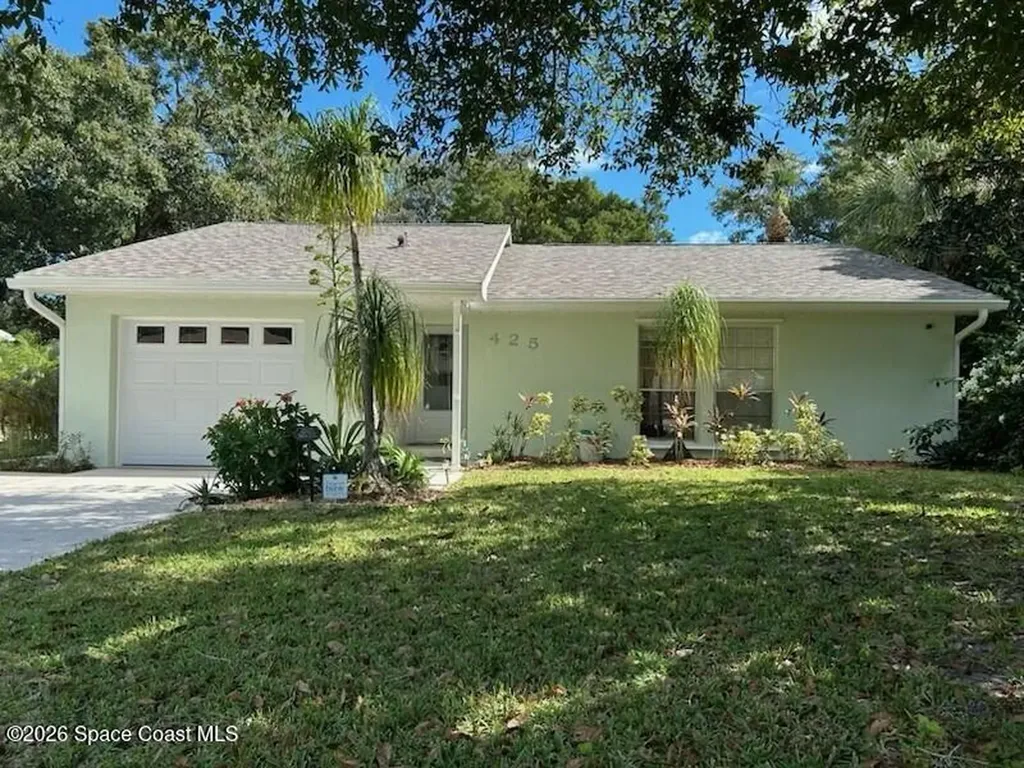 425 Banyan Street Sebastian FL 32958