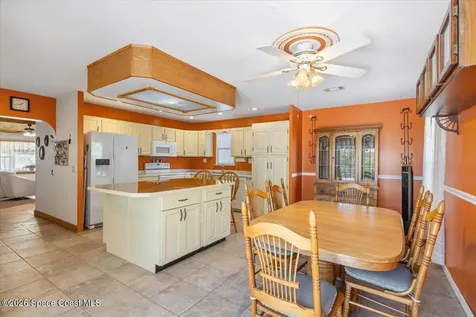 1735 40th Avenue Vero Beach FL 32960