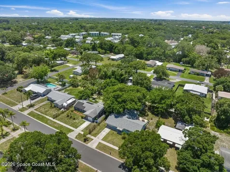 1735 40th Avenue Vero Beach FL 32960
