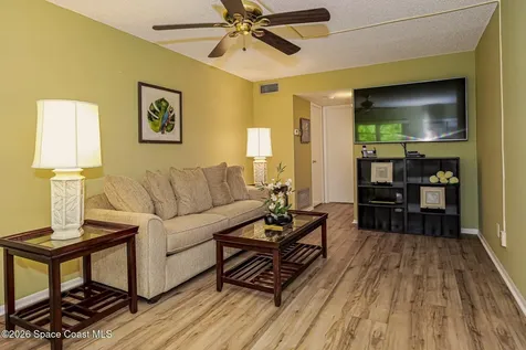 109 Spring Lake Court Vero Beach FL 32962