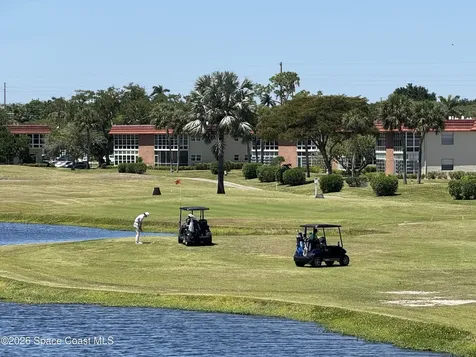 109 Spring Lake Court Vero Beach FL 32962