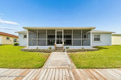 1940 Porpoise Street Merritt Island FL 32952