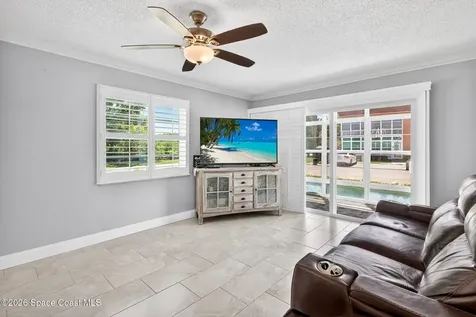 19 Pine Arbor Lane Vero Beach FL 32962