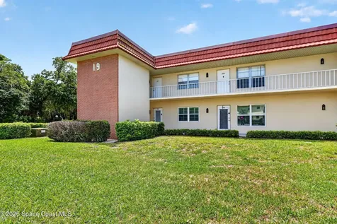 19 Pine Arbor Lane Vero Beach FL 32962