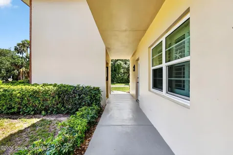 19 Pine Arbor Lane Vero Beach FL 32962