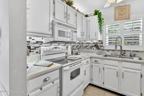 19 Pine Arbor Lane Vero Beach FL 32962