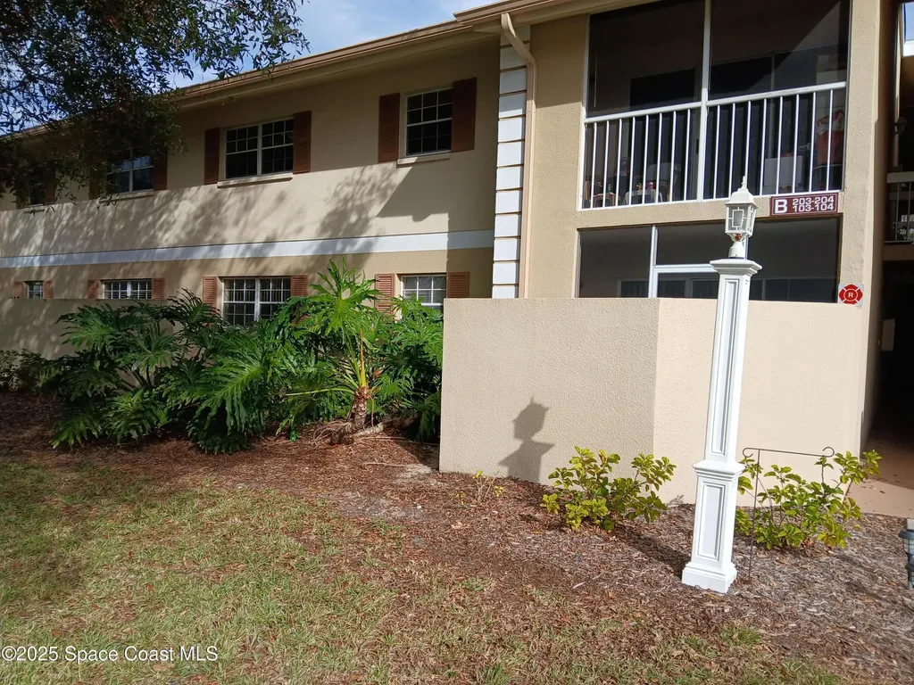 1649 Sunny Brook Lane NE Palm Bay FL 32905