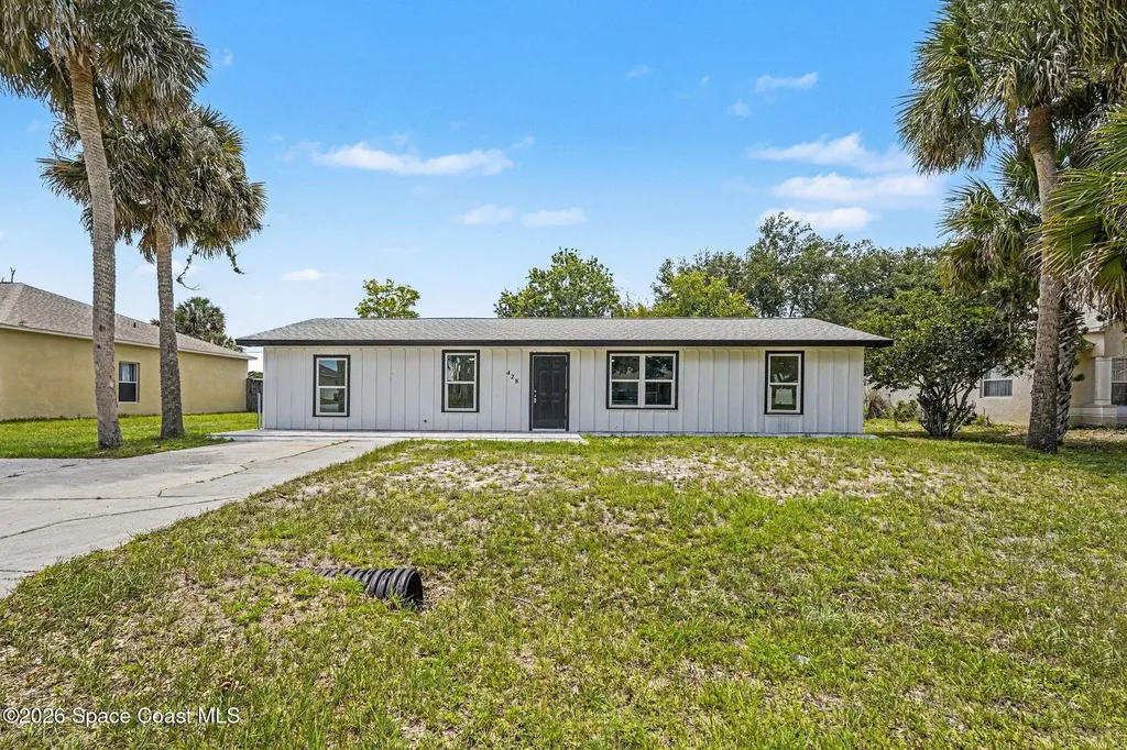 428 Calamondin Avenue NW Palm Bay FL 32907