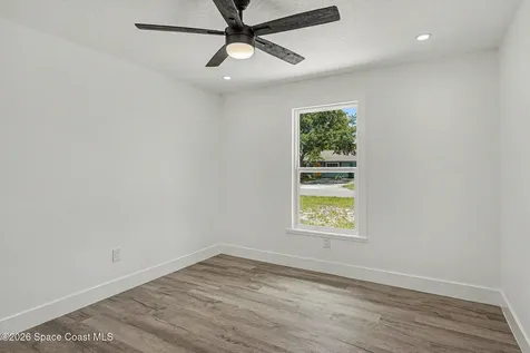 428 Calamondin Avenue NW Palm Bay FL 32907
