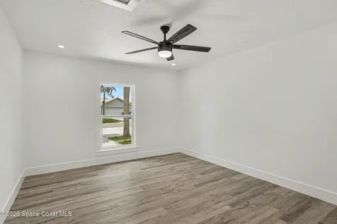 428 Calamondin Avenue NW Palm Bay FL 32907