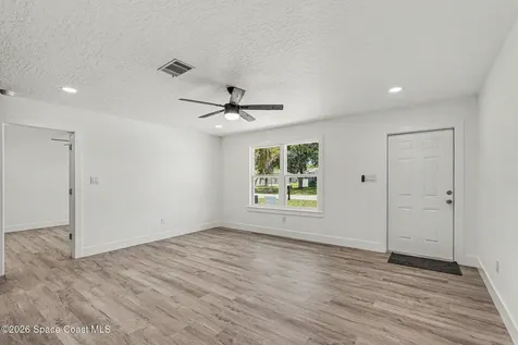 428 Calamondin Avenue NW Palm Bay FL 32907