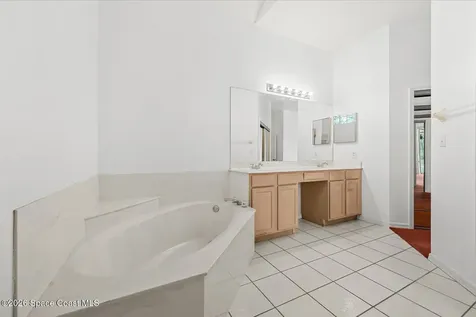 4691 Mooney Lane Grant FL 32949