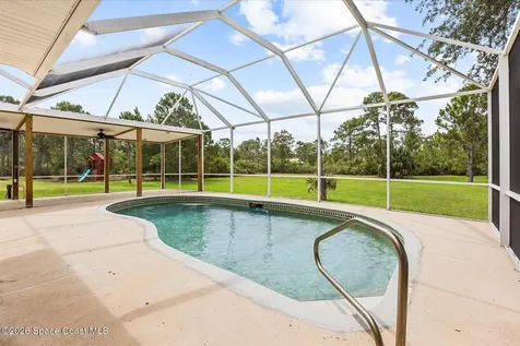 4691 Mooney Lane Grant FL 32949