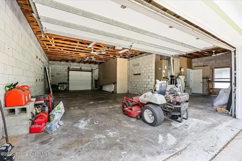 4691 Mooney Lane Grant FL 32949