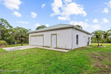 4691 Mooney Lane Grant FL 32949