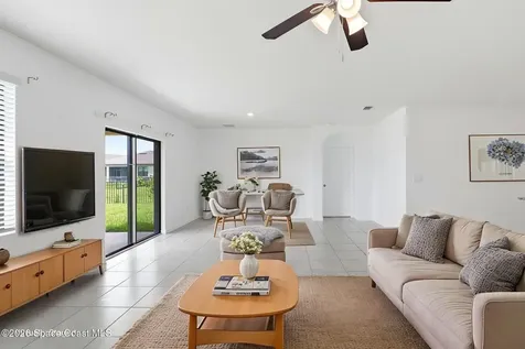 826 Remington Green Drive SE Palm Bay FL 32909