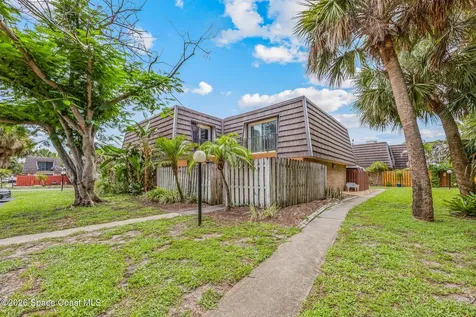 2715 Vista Oaks Circle NE Palm Bay FL 32905